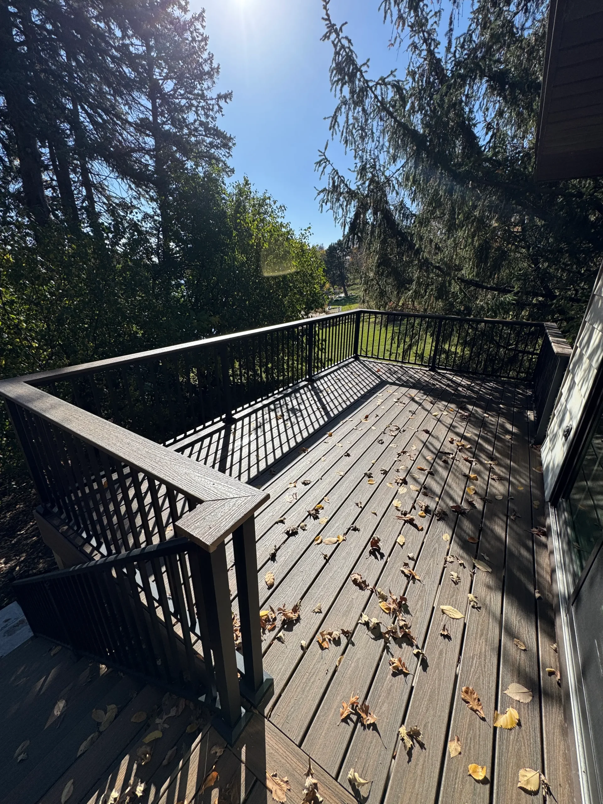 Expert Luxury Deck Builder Wayzata MN