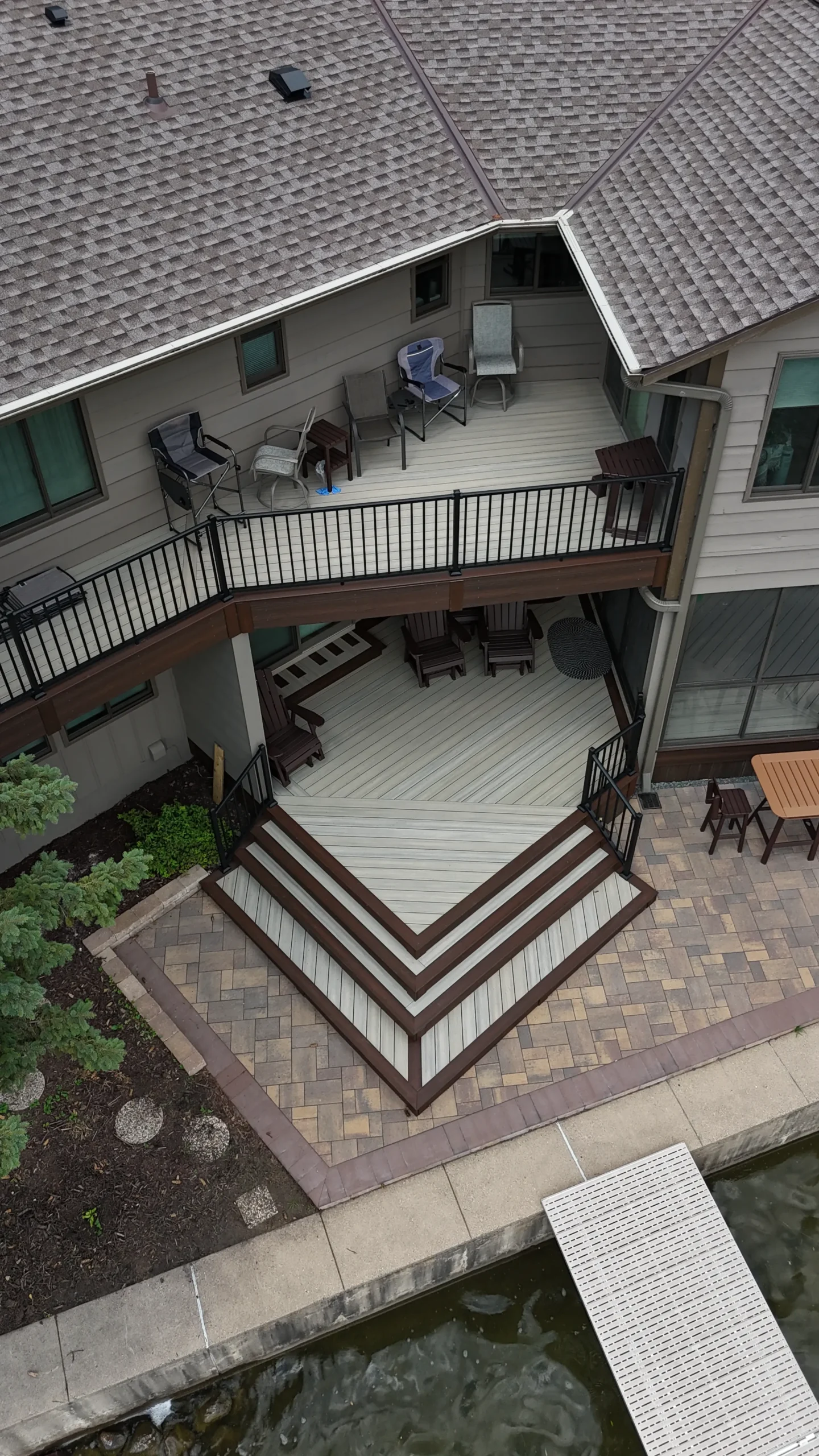 Custom deck building and restoration in Minnetonka MN