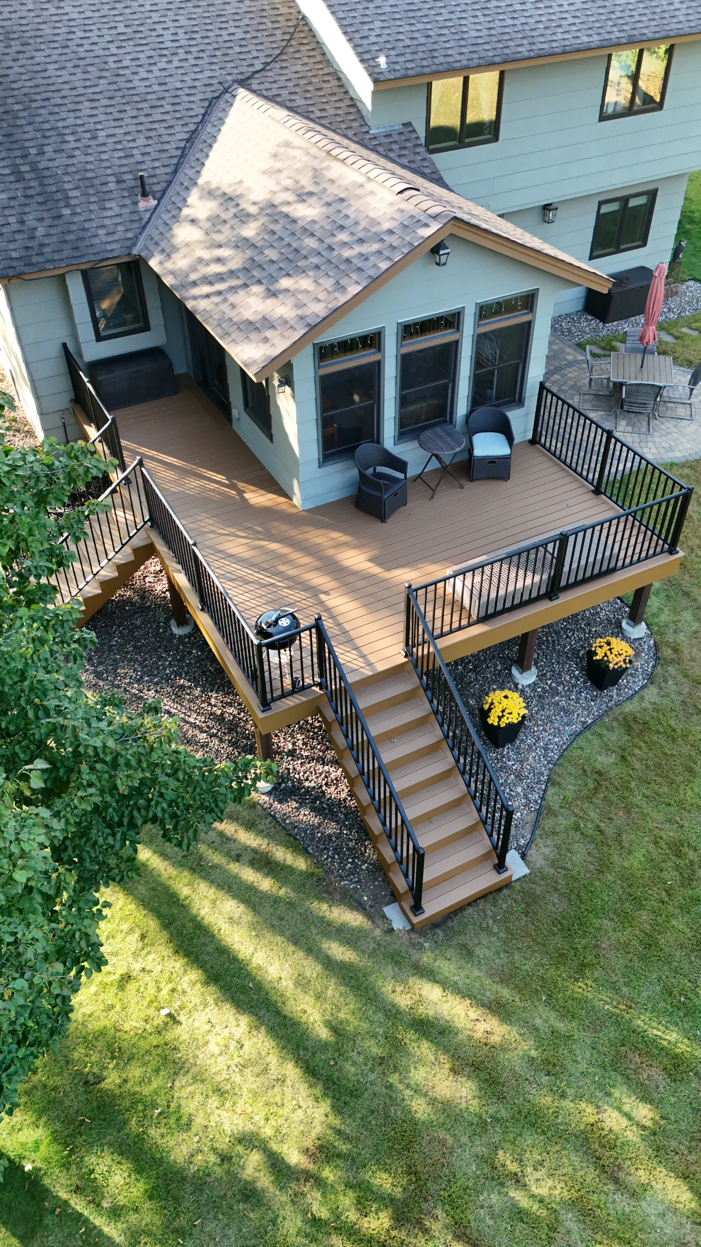Custom deck designs by Castle Deck builder in White Bear Lake MN